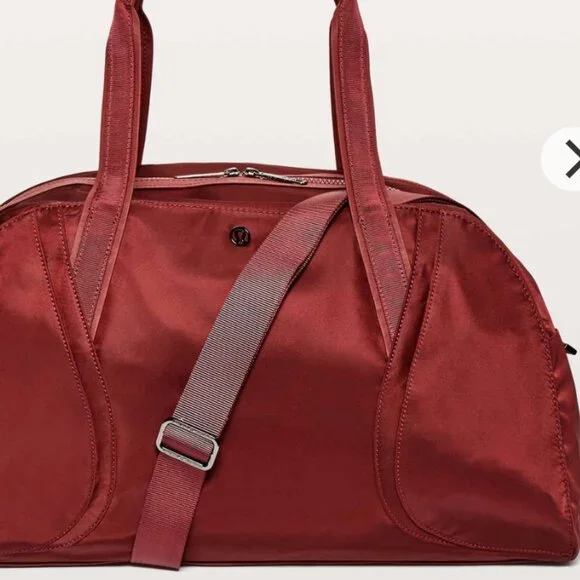 Lululemon Out Of Range Duffel *33L - Picture 3 of 8